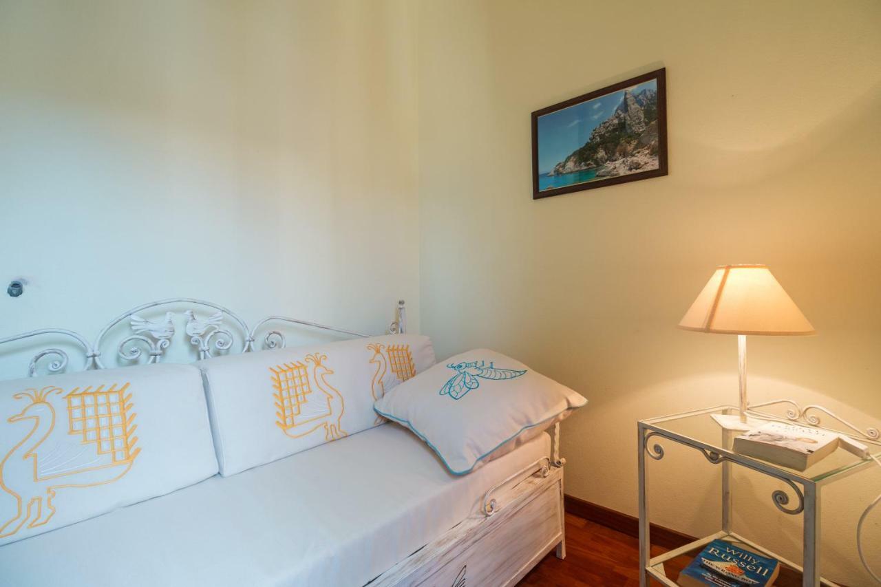 Villa Corrasi Oliena Luxury Ngoại thất bức ảnh