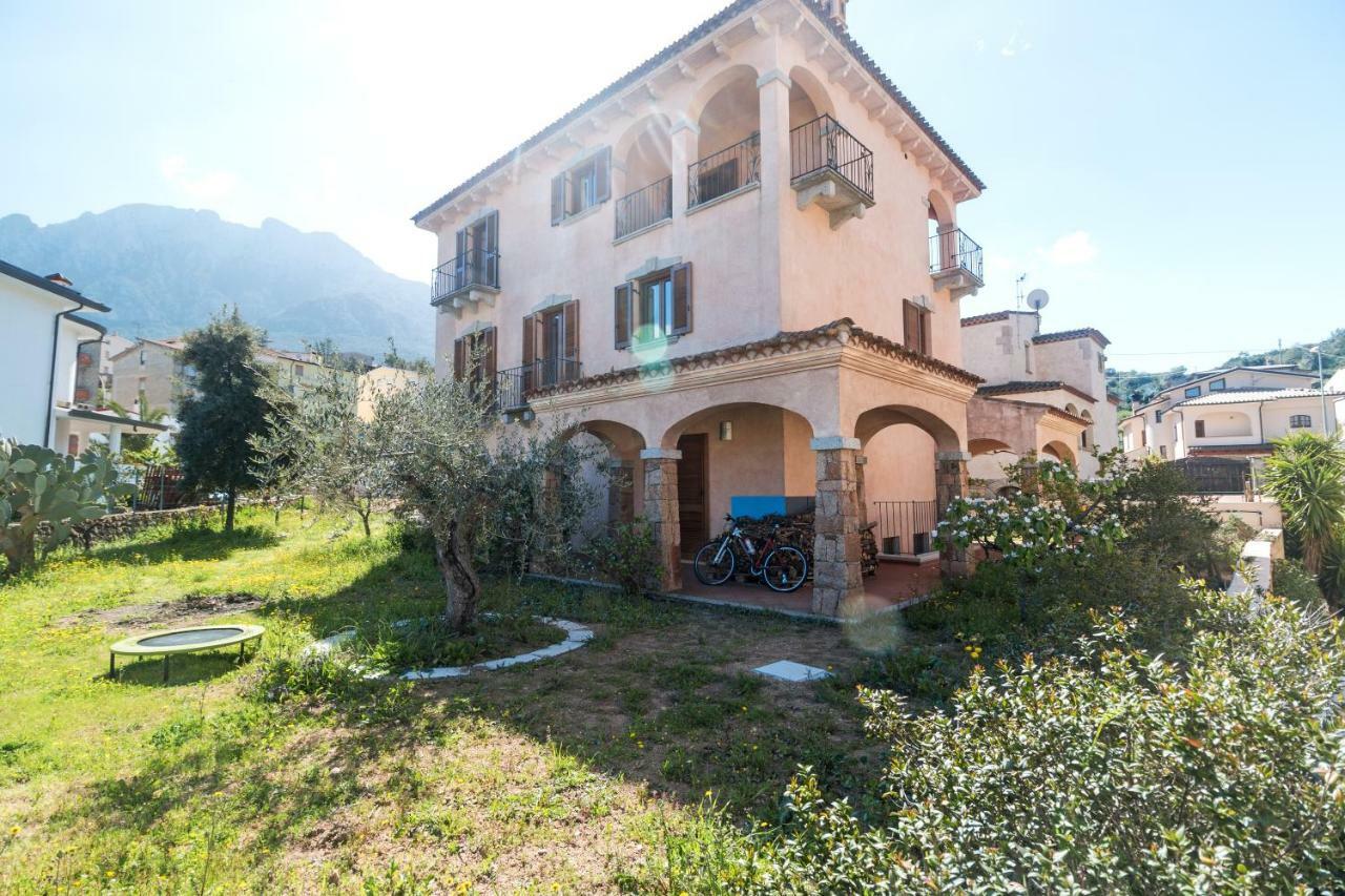 Villa Corrasi Oliena Luxury Ngoại thất bức ảnh